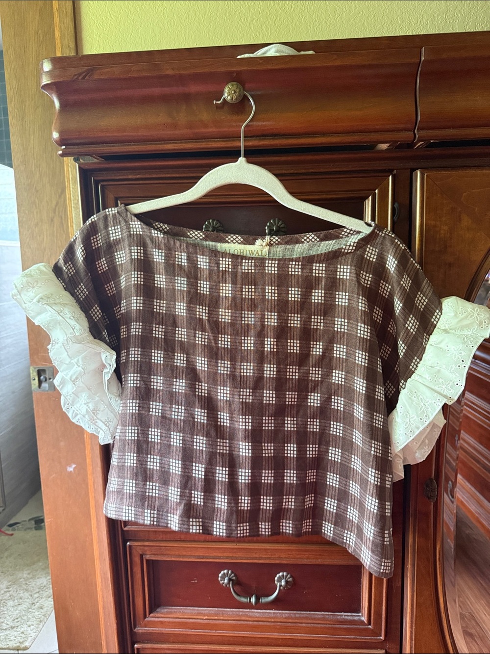 Brown Plaid Ruffle Sleeve Crop Top - Alohiwai